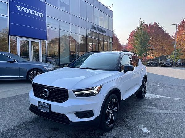 Volvo XC40 T5 R-Design - INCLUDES EXTENDED WARRANTY!!